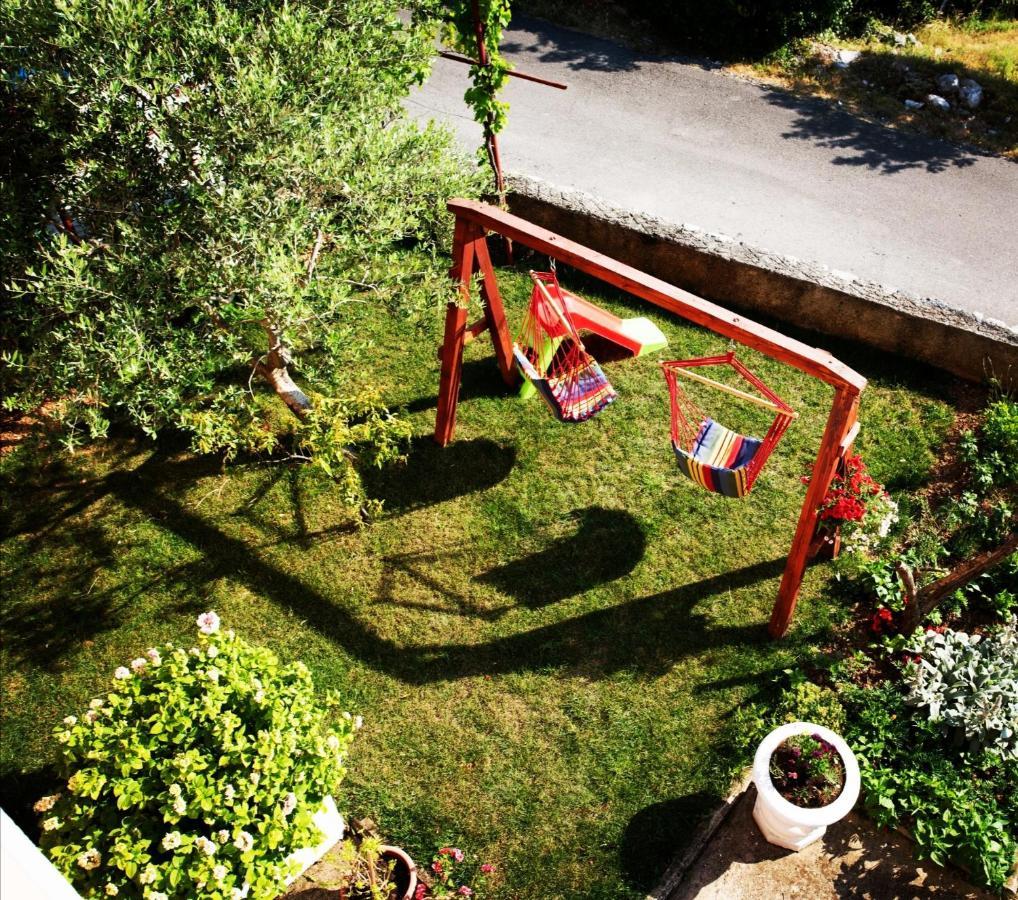 Apartman Ivana Grizane-Belgrad Luaran gambar