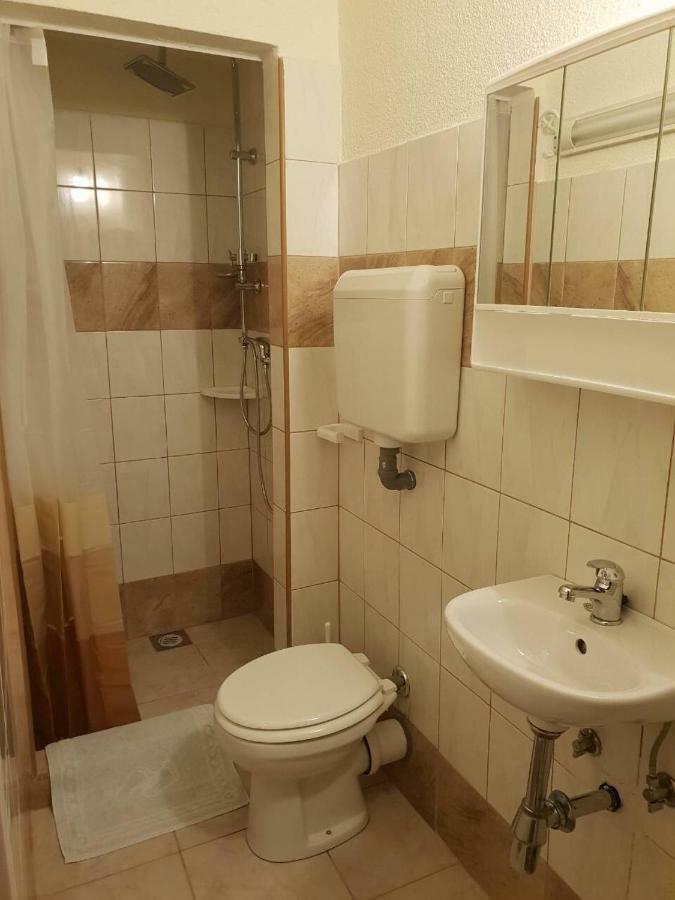 Apartman Ivana Grizane-Belgrad Luaran gambar